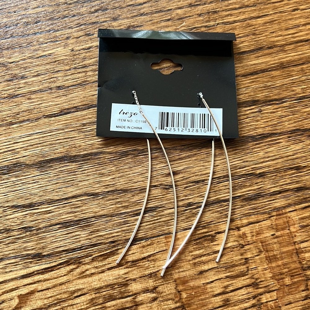 Trezo Threader Earrings - Picture 3 of 3
